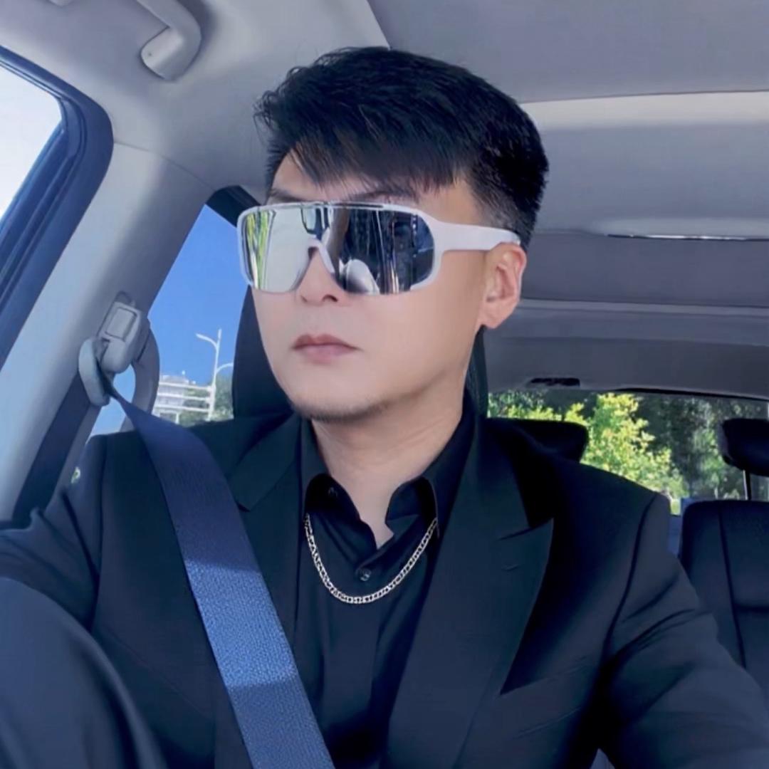 @华少