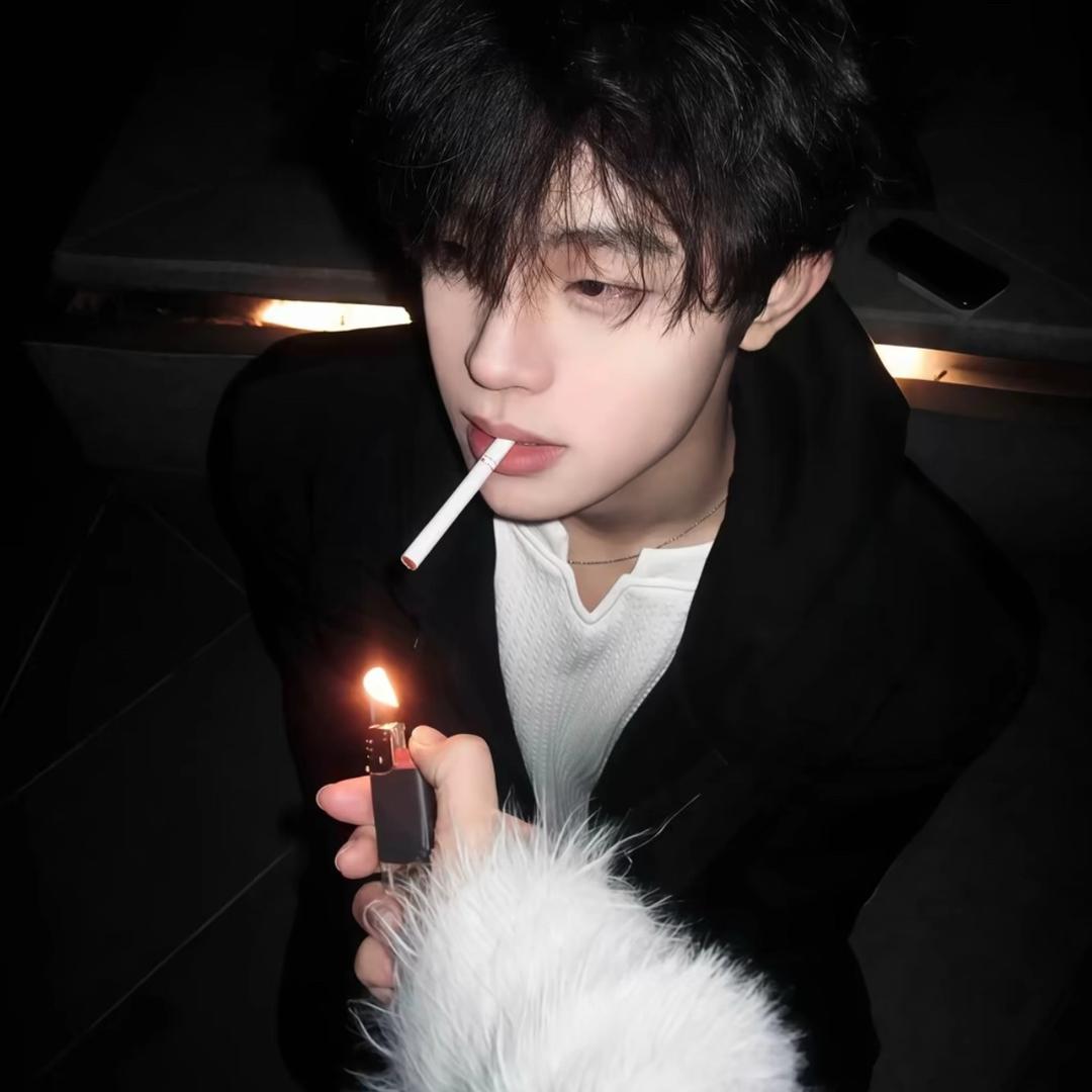 予秋安-