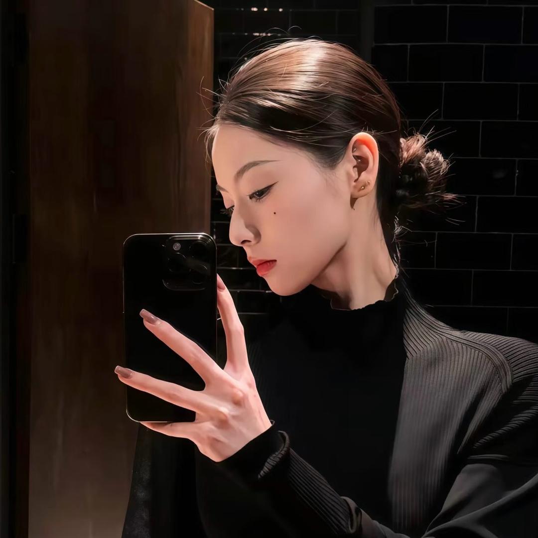 万象城柜姐-李李