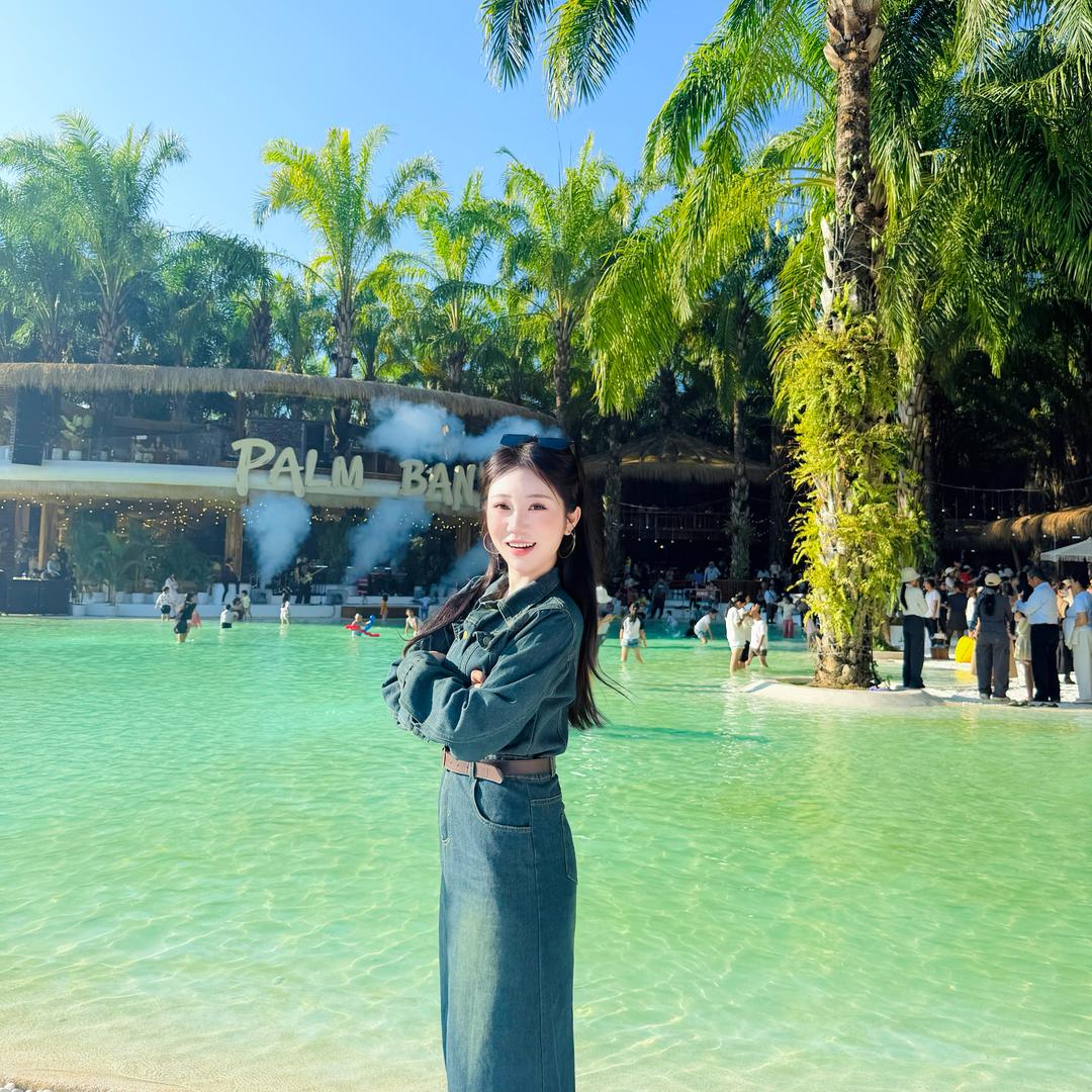 蒙娜丽莎·扁·美妆