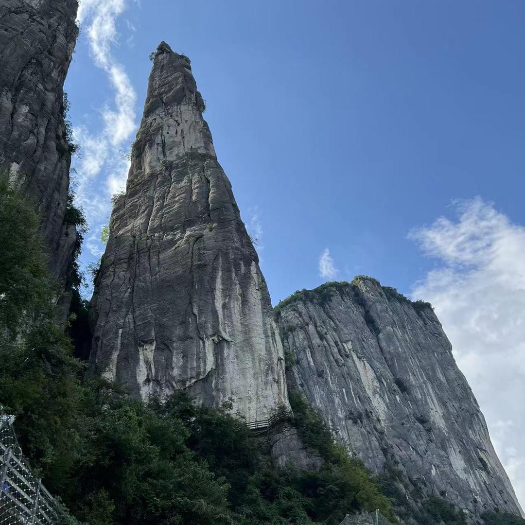 刘建华