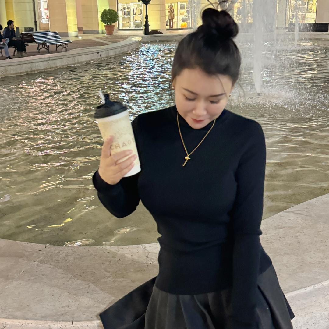 美洋洋.
