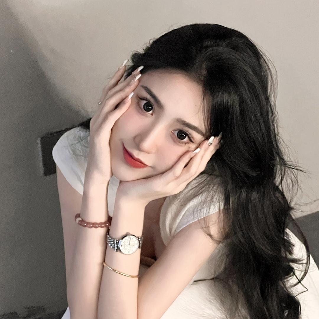 女明星菁菁