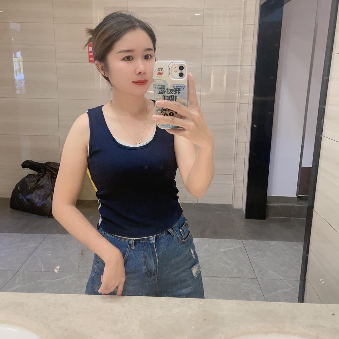 麦娜（小吃摊）
