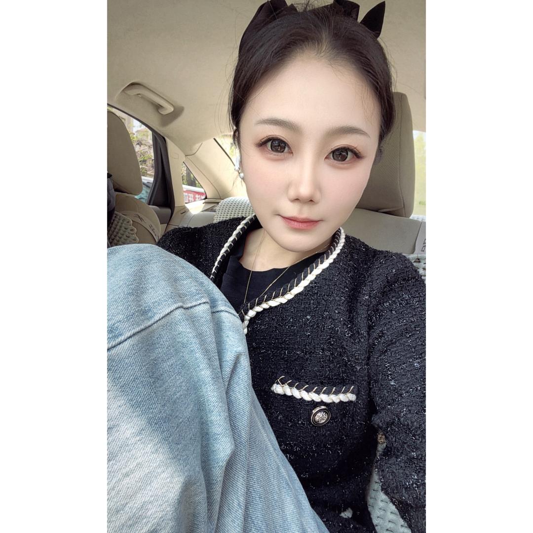💋  𝕃𝕚𝕦 大䒕姐࿐