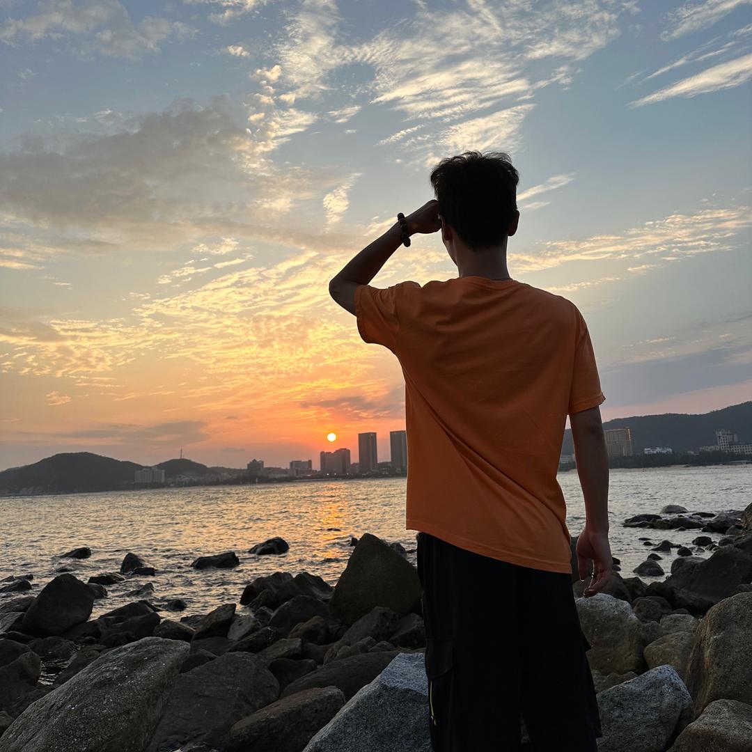 隆润-