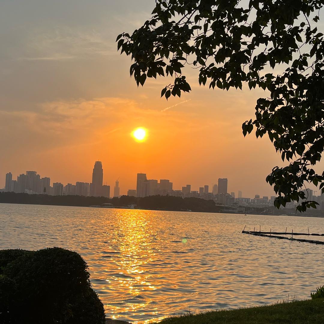 夕阳海岸