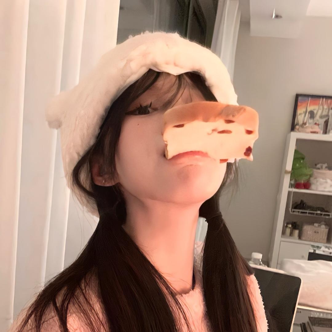 张小猪piupiu🐽