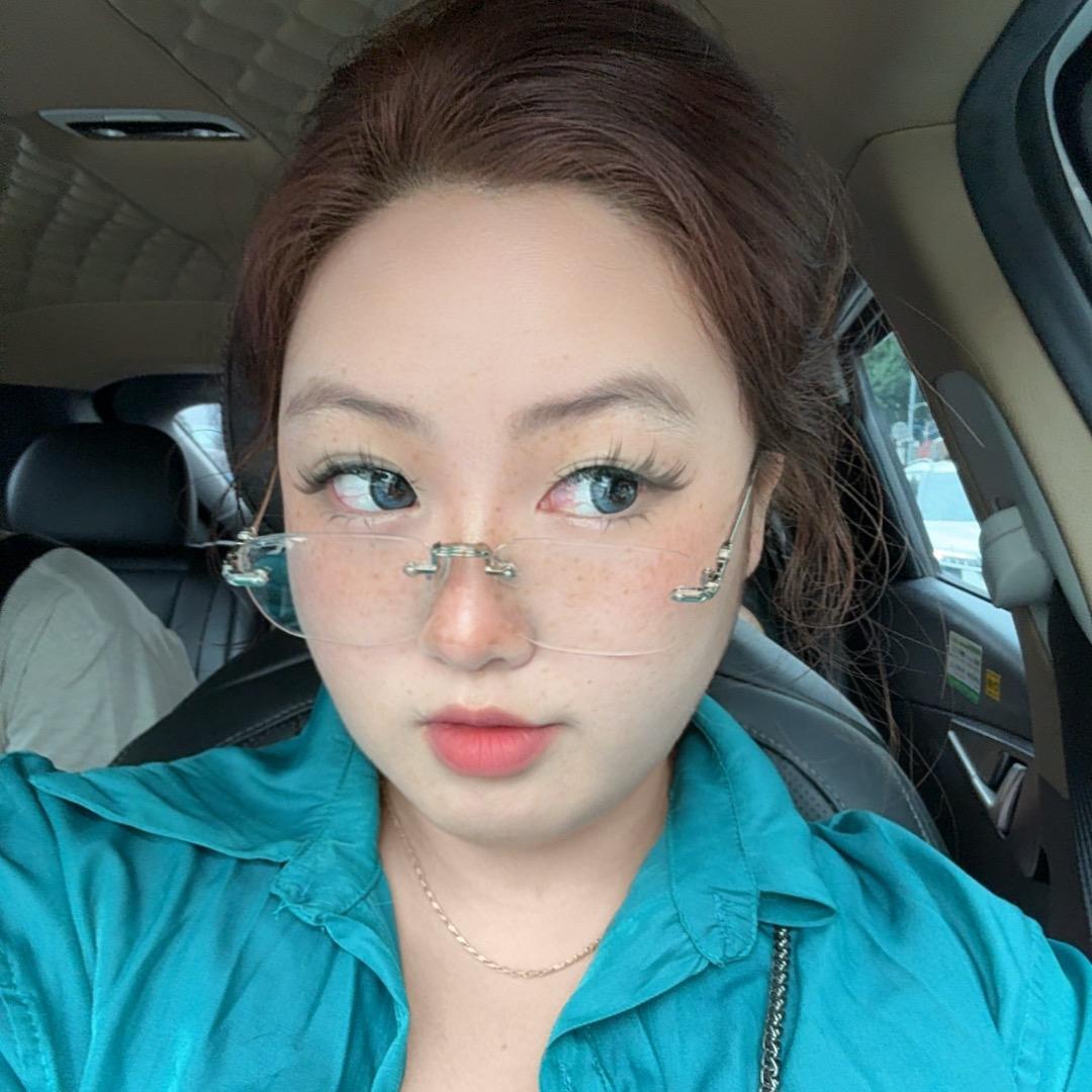 Ava Tong