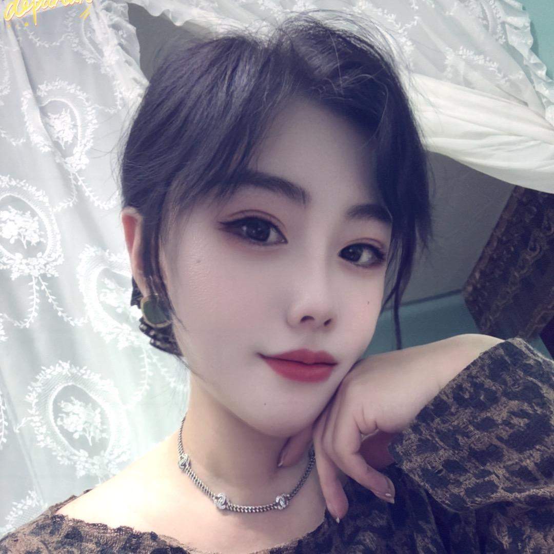 🎈七柒💋💄🫦