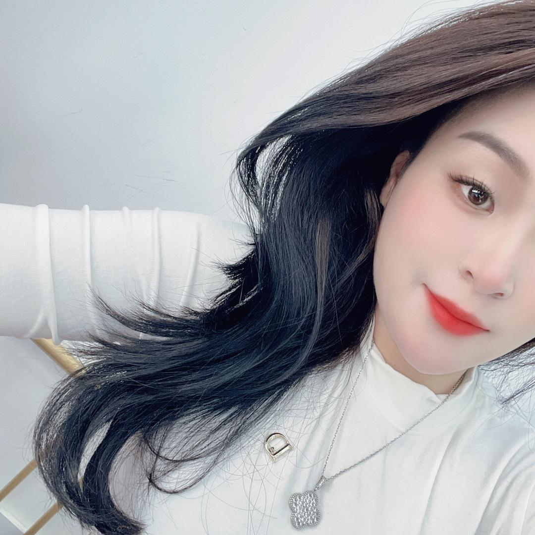 嘉妮（轻奢世家全国连锁招加盟）