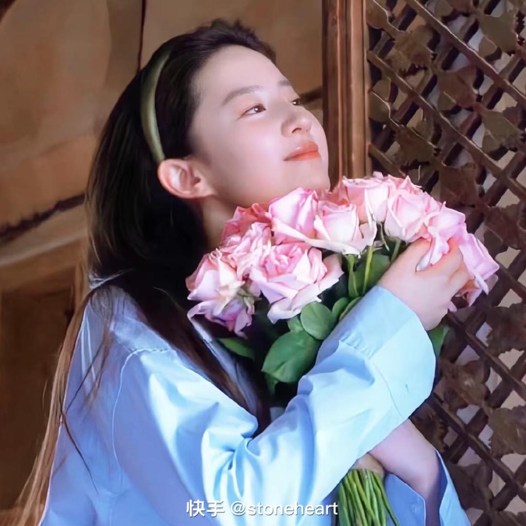 娜宝吖（贺娜）