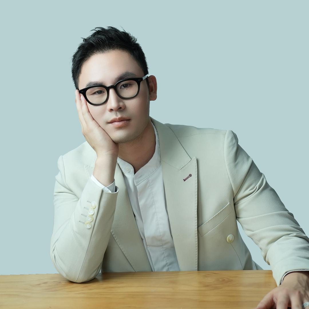 42岁的春天（生发院长）