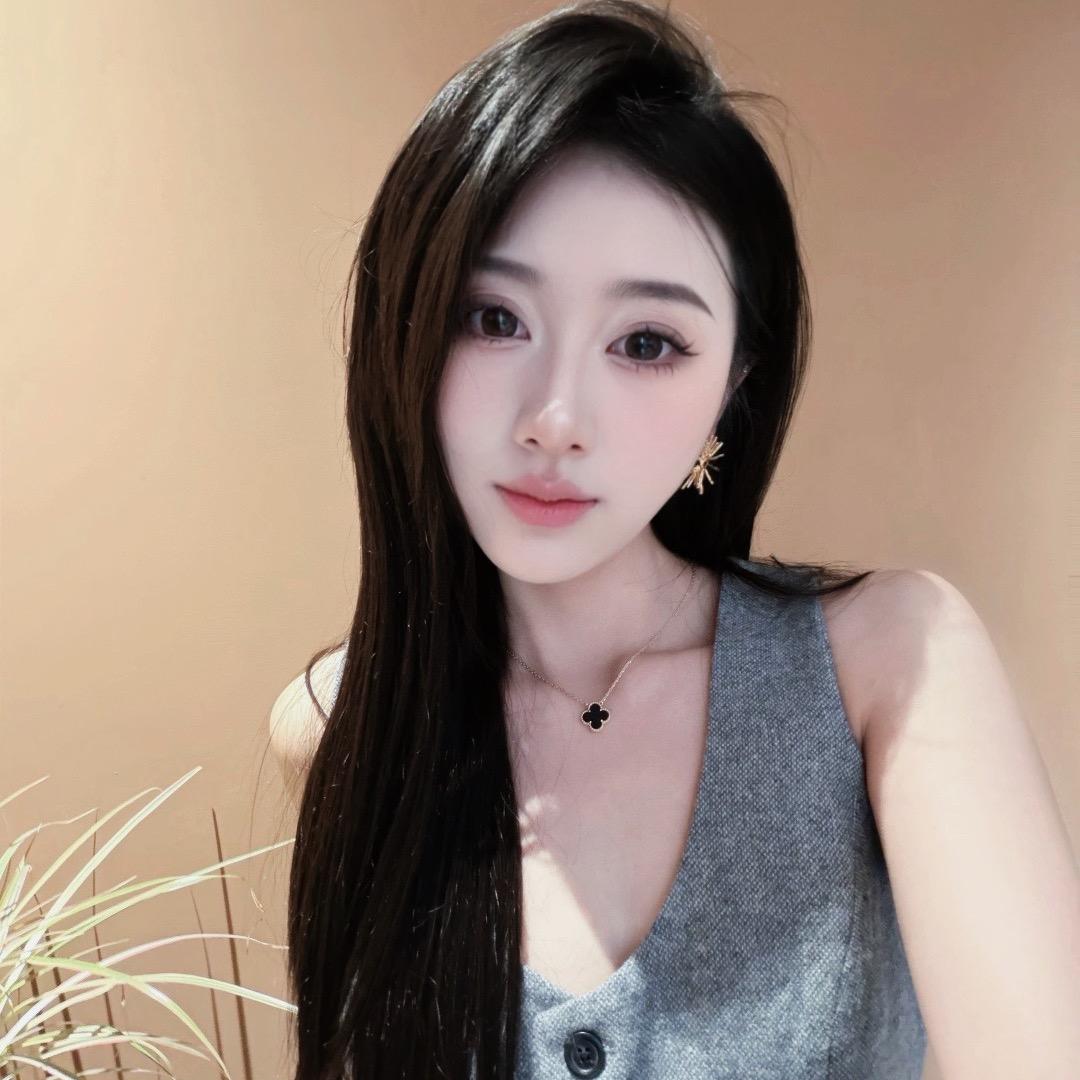 爱吃车厘子的小仙女