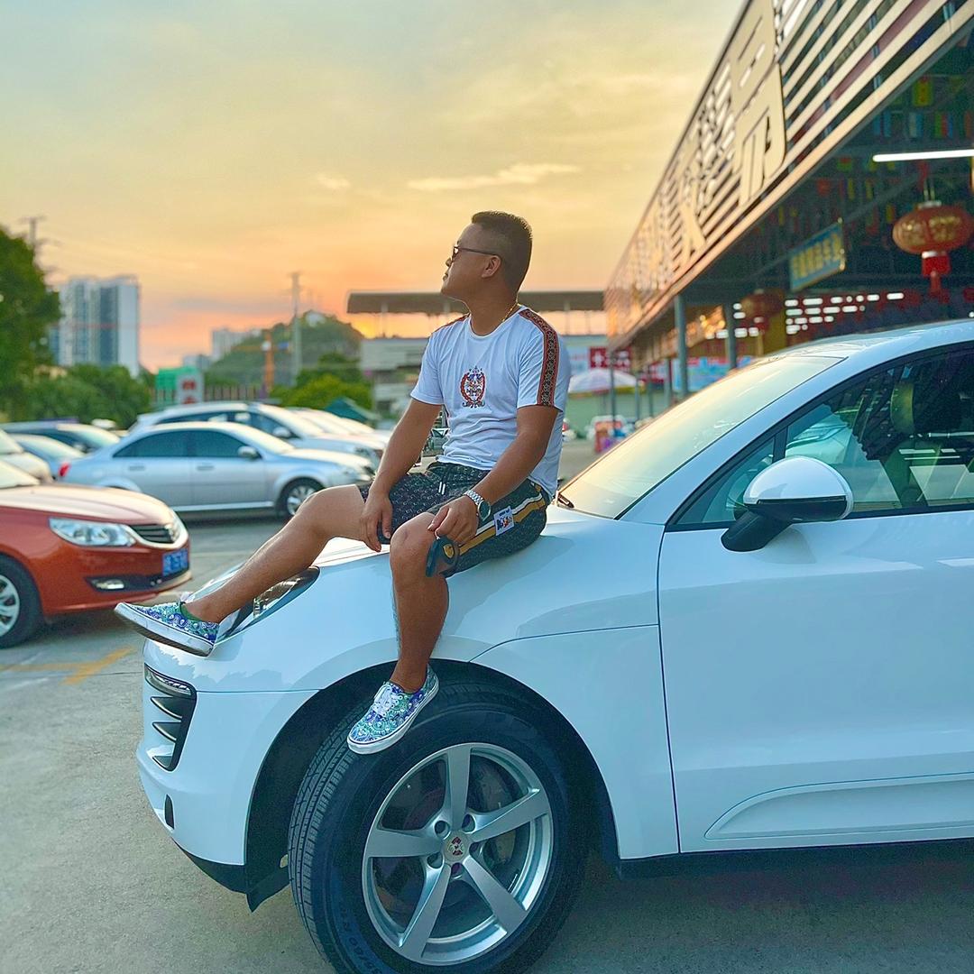 柳州帝鑫好车(啊乐)