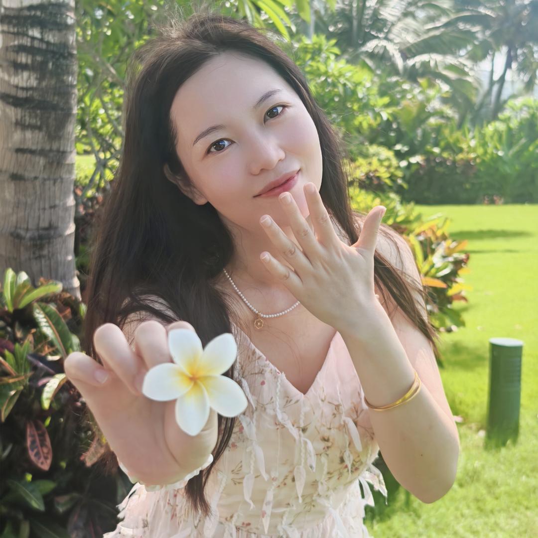 爱效的眼睛👀