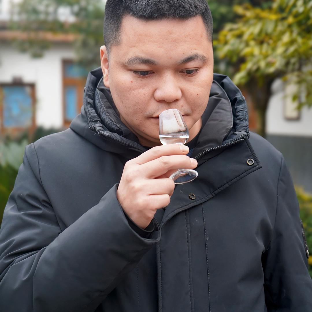 泸州好誉酒厂正宗高粱酒