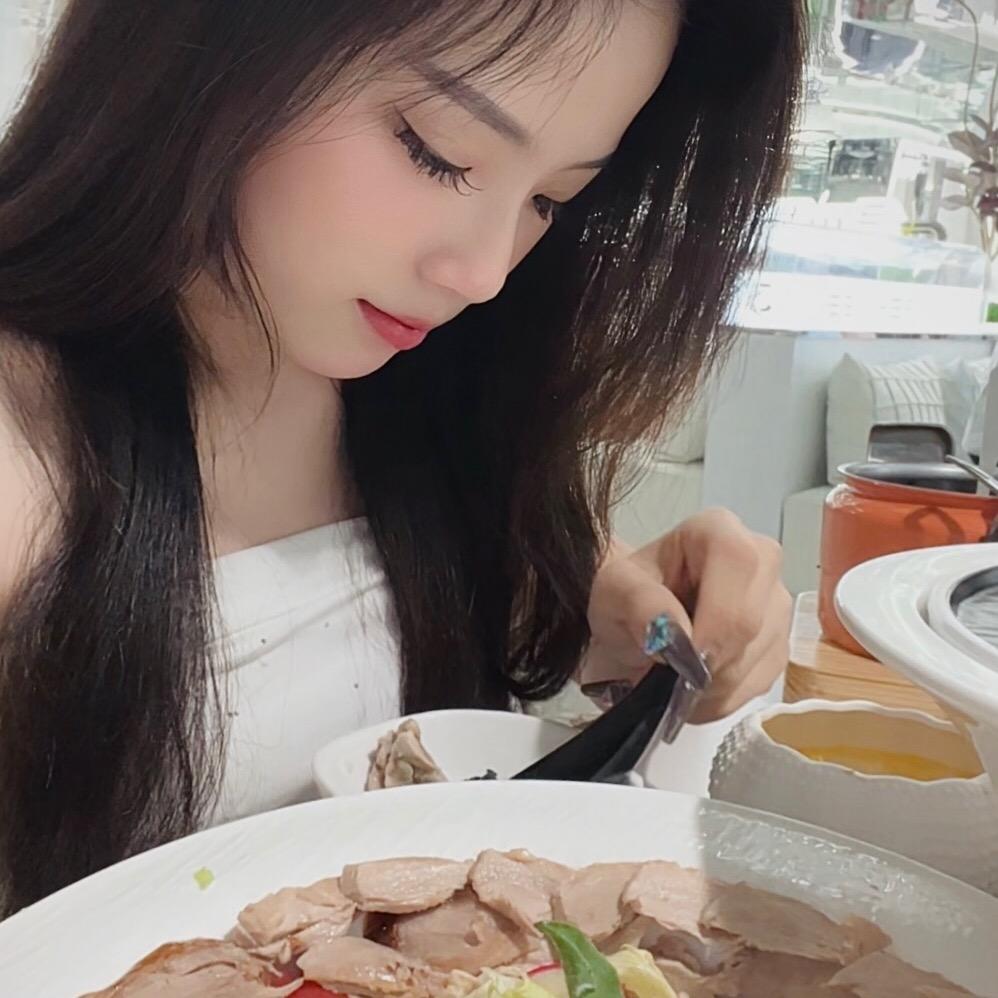 黛小安的穿搭日记