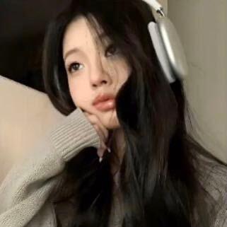 Aaaa