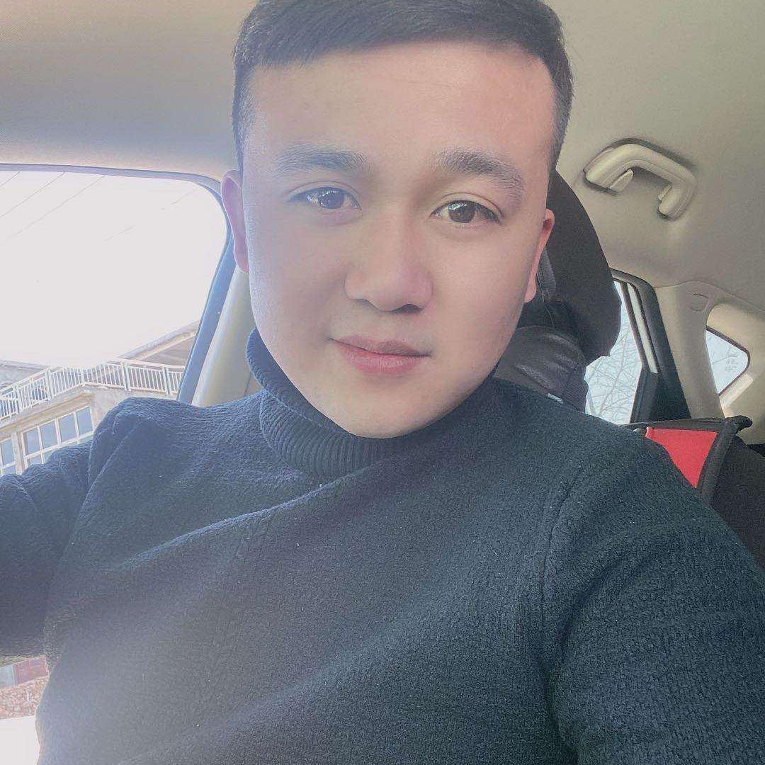 利辛猴王殿奥斯卡酒吧店长 侯小涛