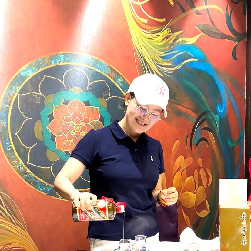 茅友之家 爱上茅台的女人