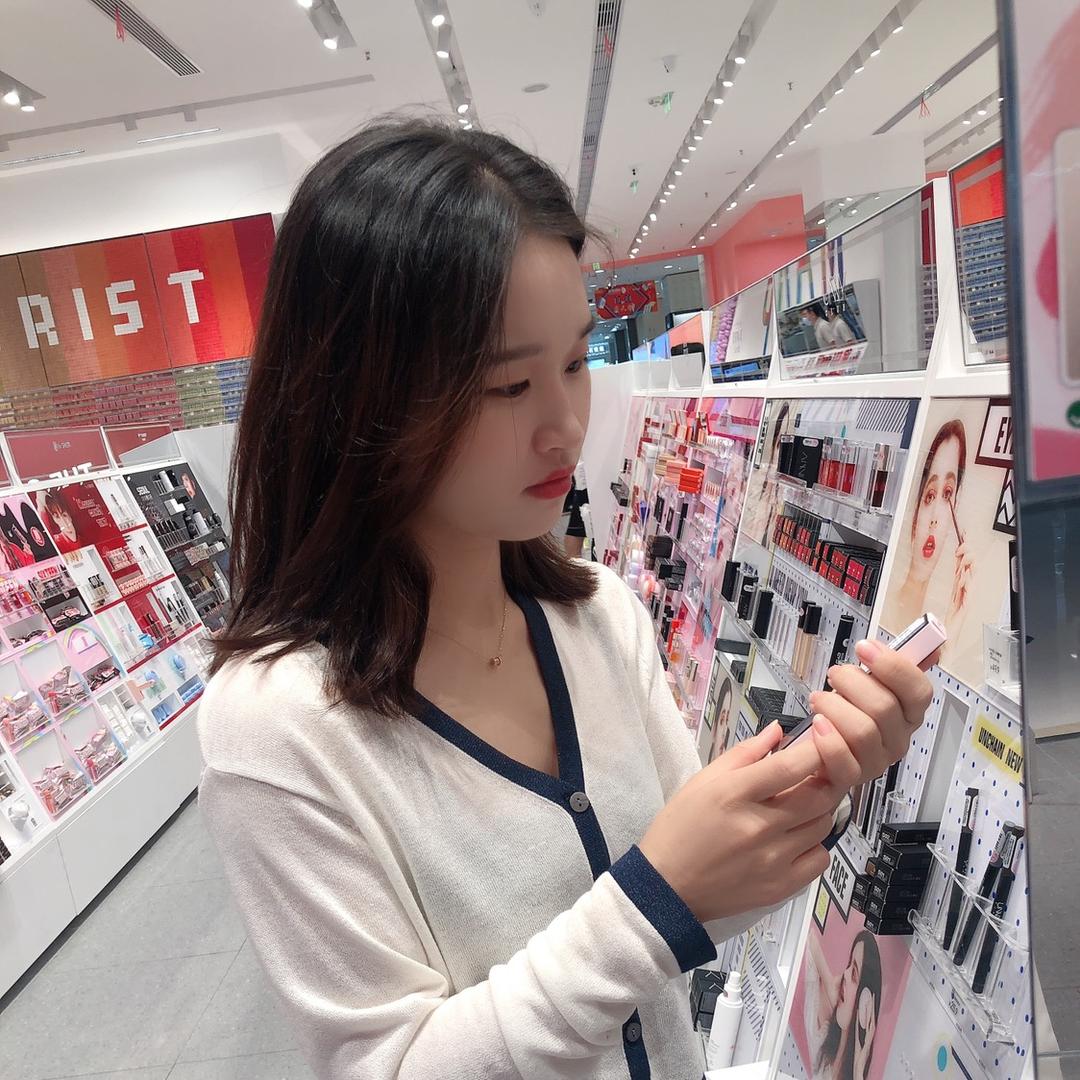 小张张🥰