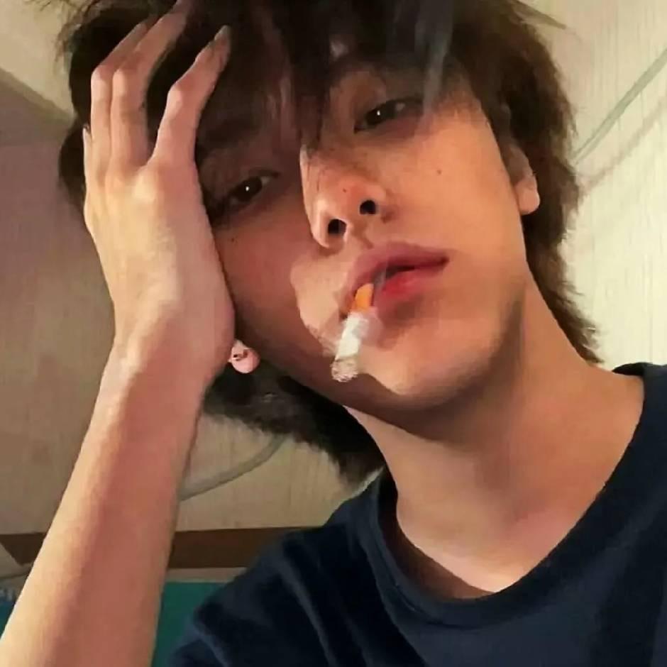 没穿袜子🧦