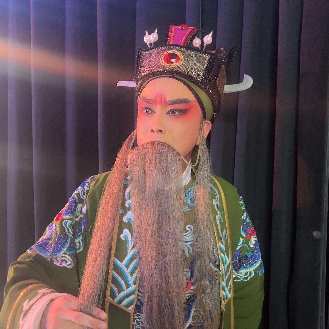 情人鹤顶红「罗源湾滨海新城闽剧院」