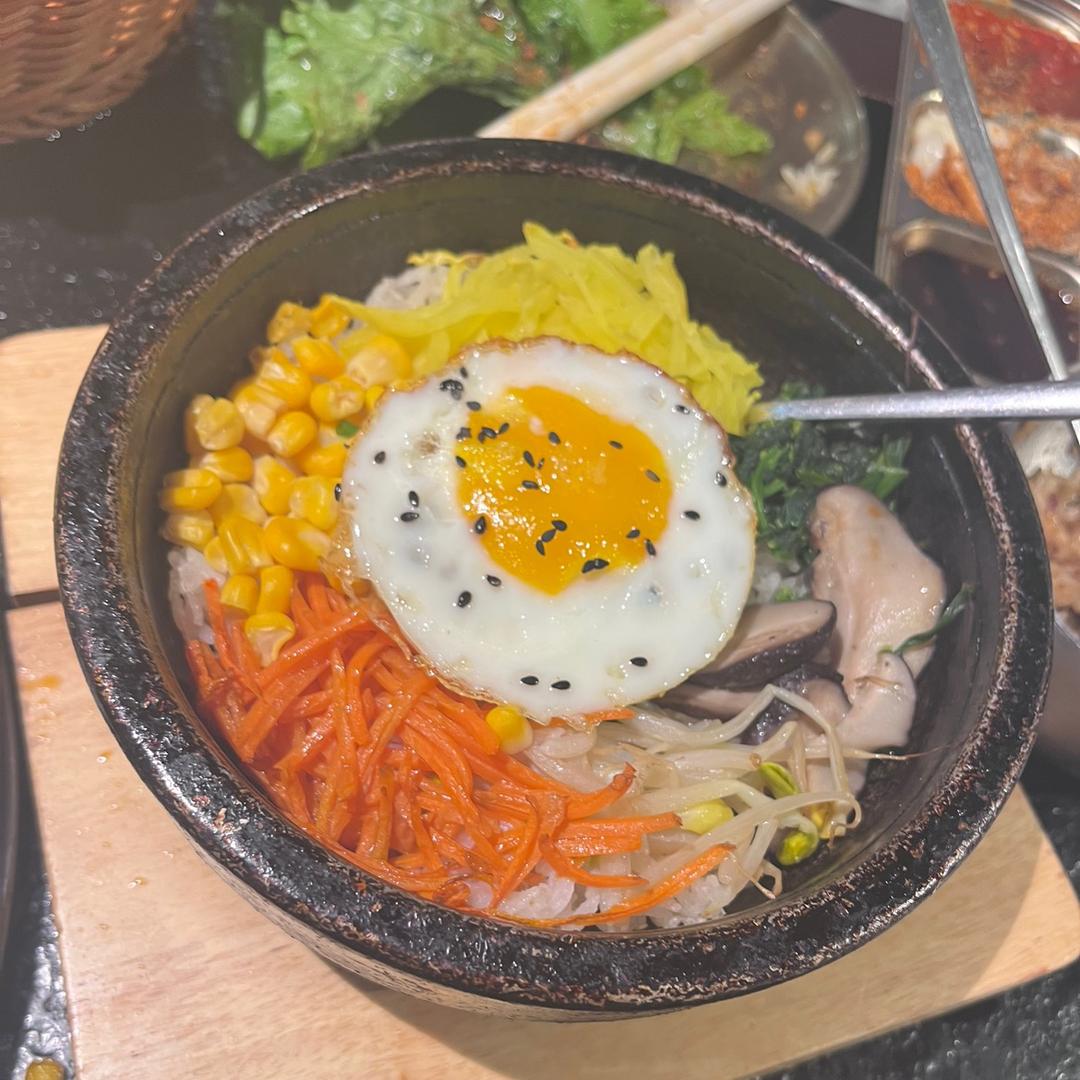 绿色魔法奇迹人🍜