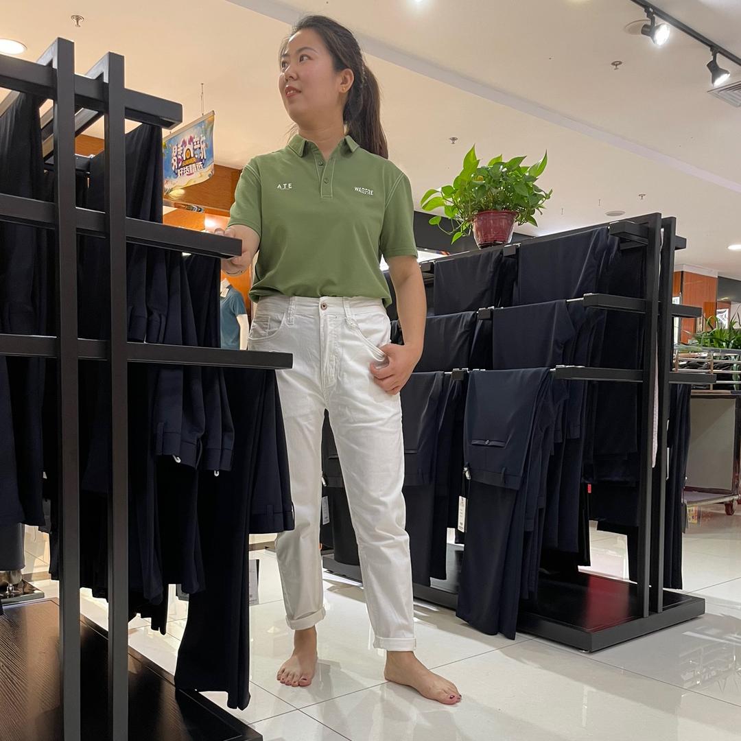 吉狮顿男裤工厂店