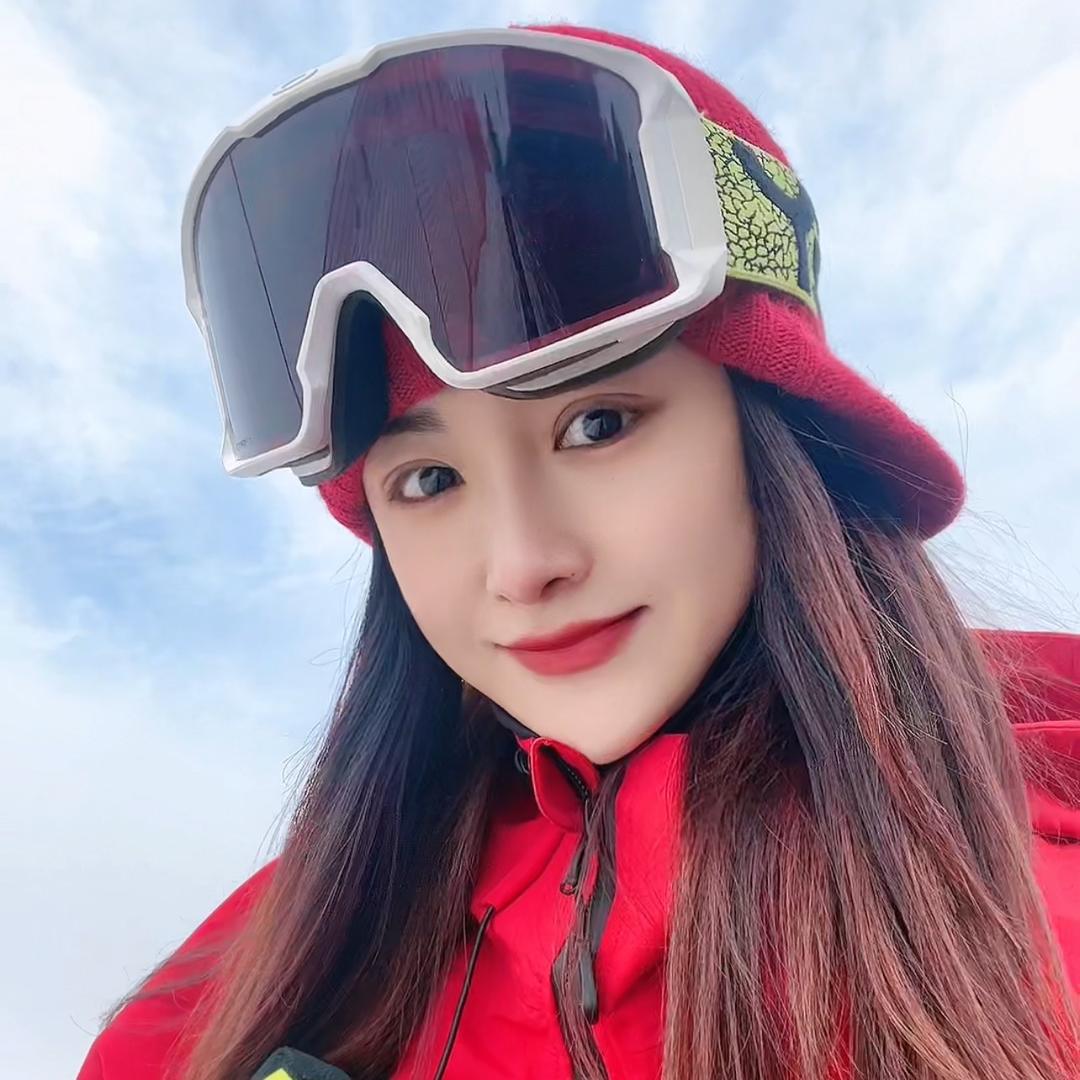 珊珊爱滑雪🏂🏻