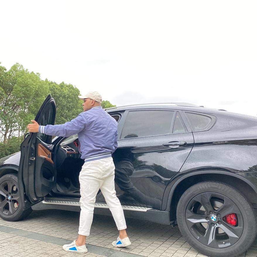 比基尼训练大师赵旺