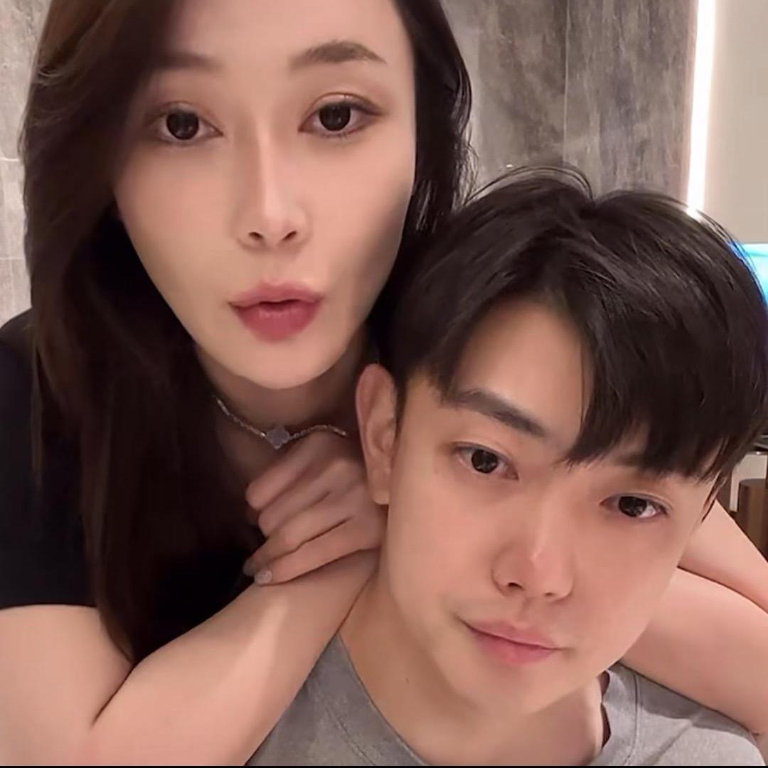 子豪一家快乐的小生活