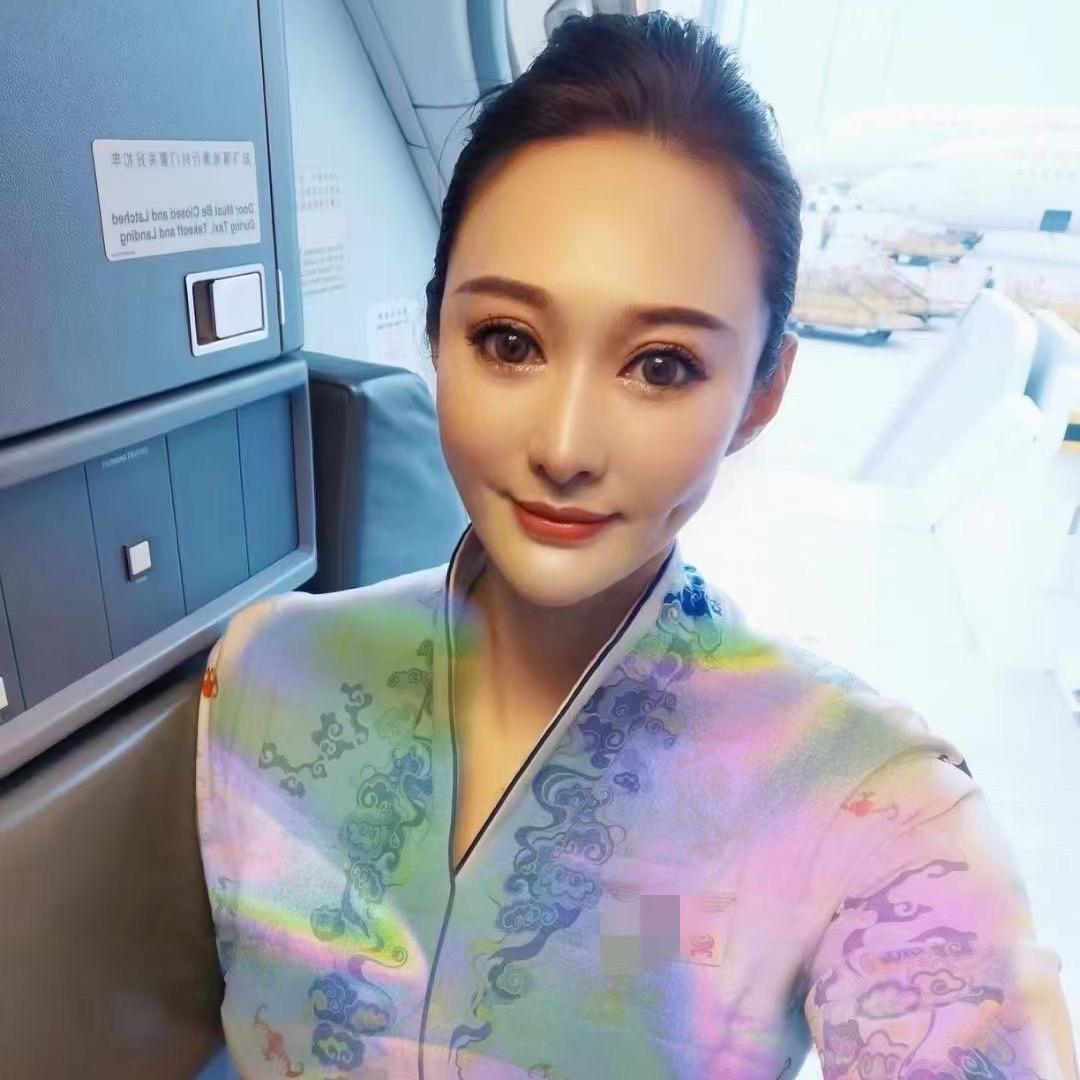 大兔兔芸芸姐✈️