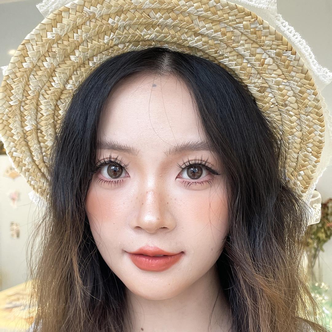 蜜桃味的气泡水🍑