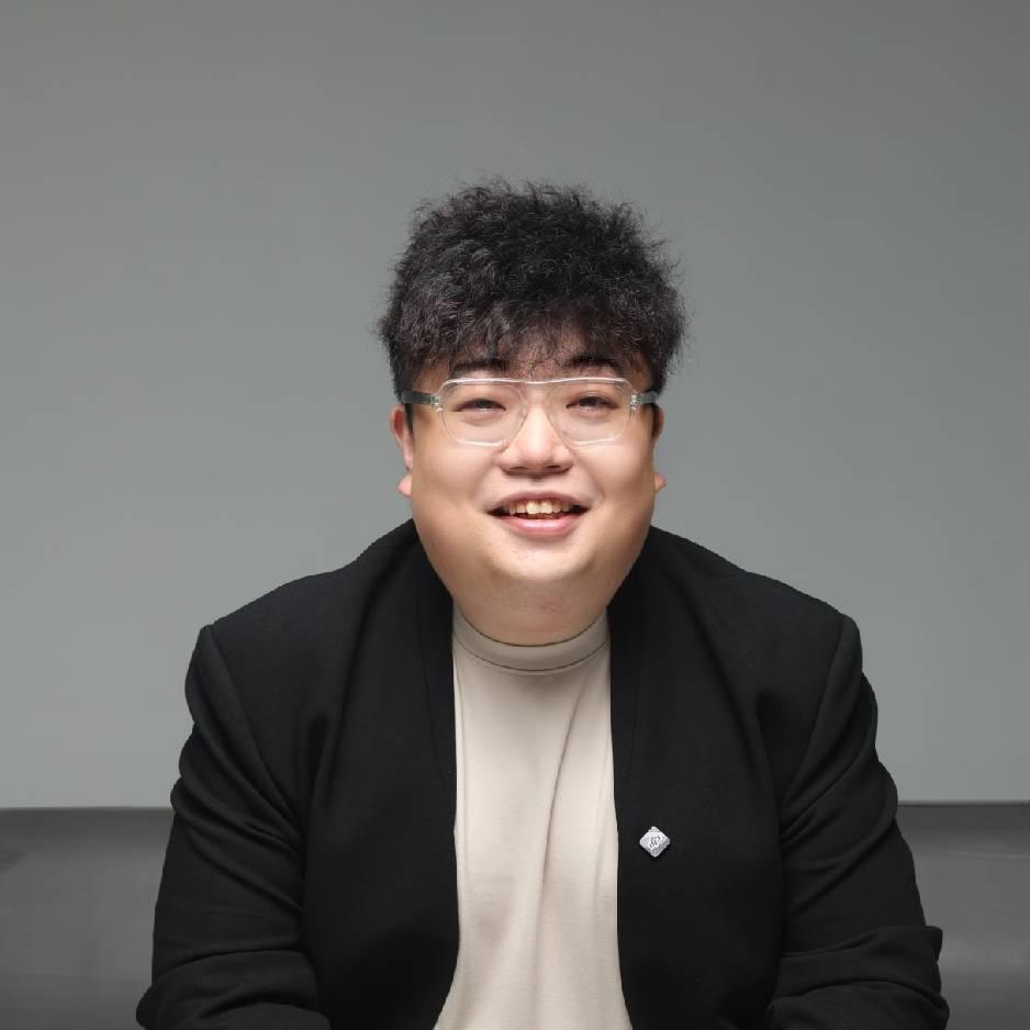 幕后的玩家C