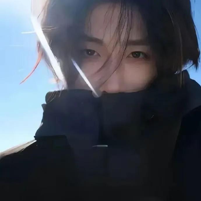 𝑇.天骐
