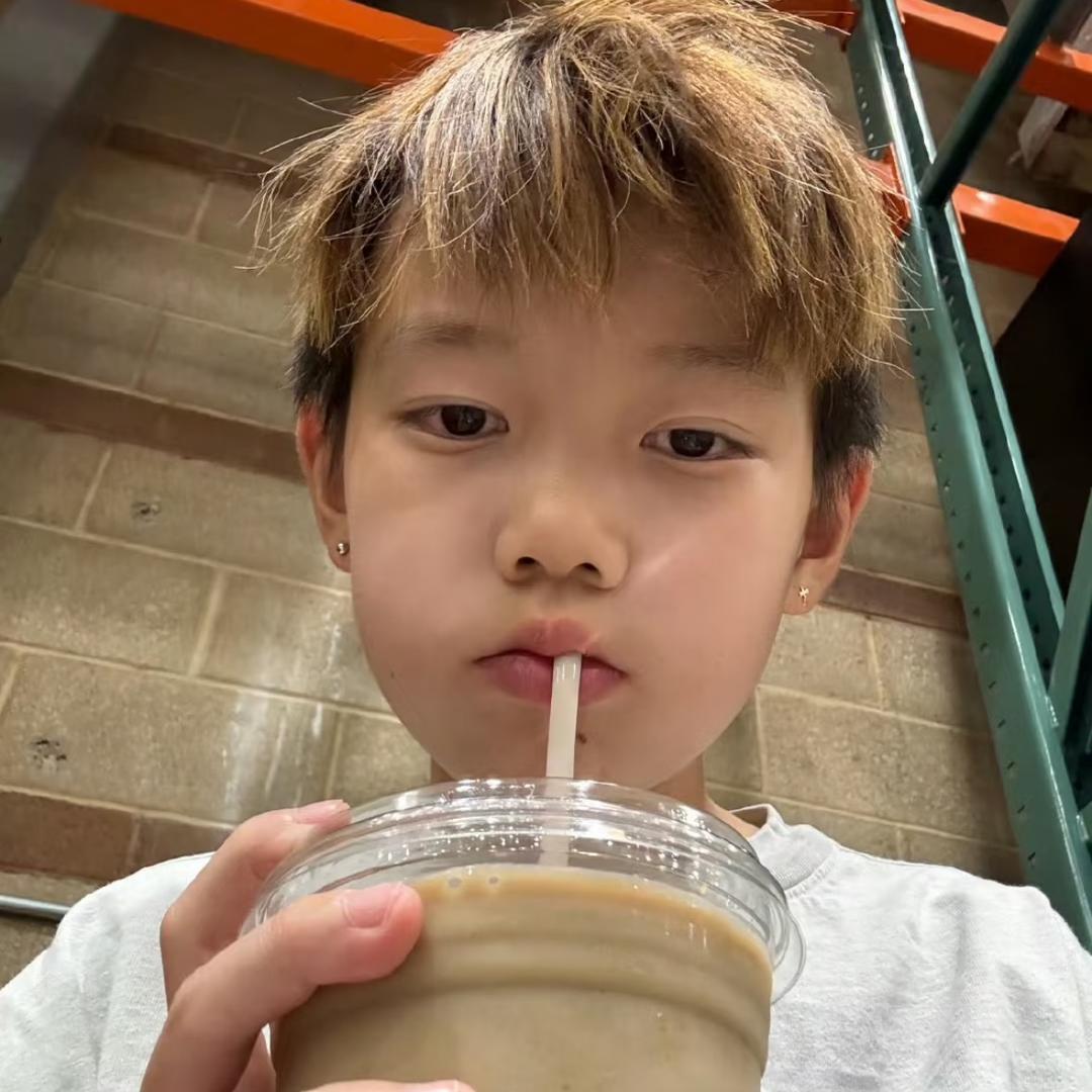 Yy