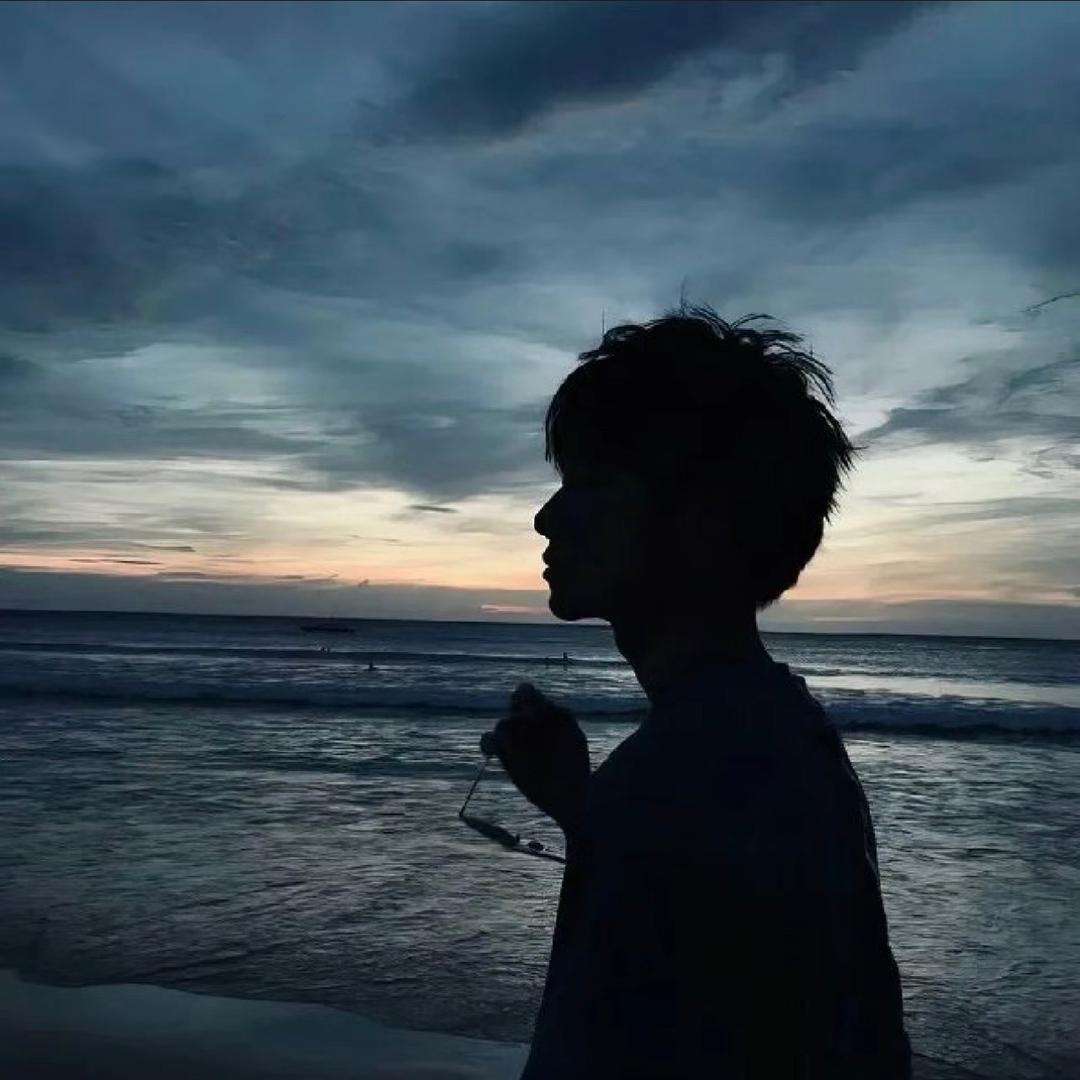 小張没有冰美式🚗