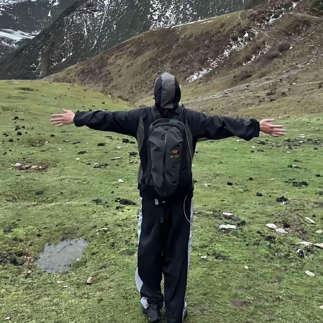 奥莱全球购11号仓