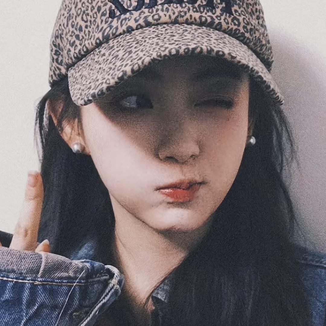 偏偏 🦄