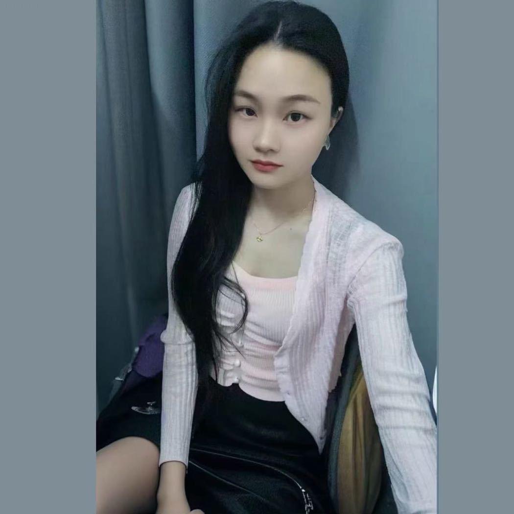 小 玉