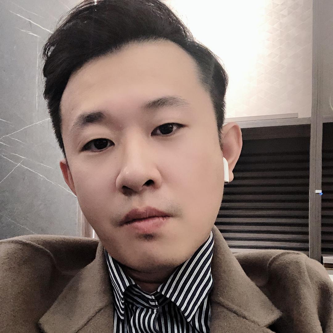 会喷火的大狮子