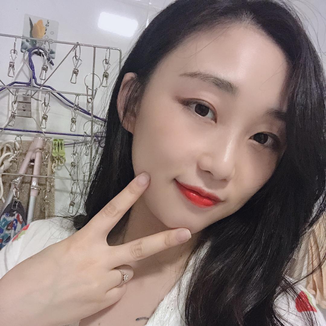 这条闲鱼有点忙