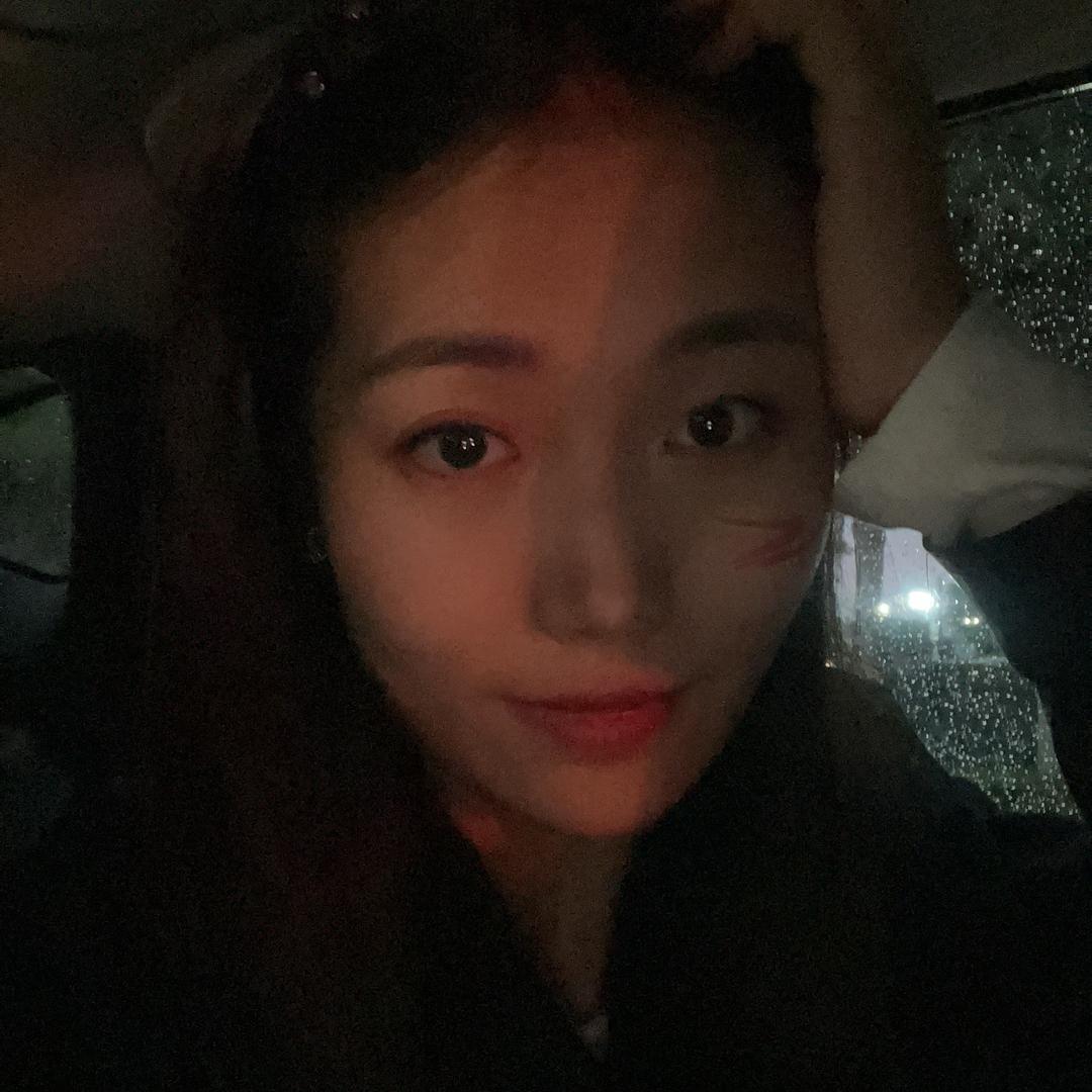 兔子🐰姑娘