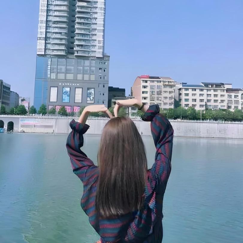 小妮姐姐