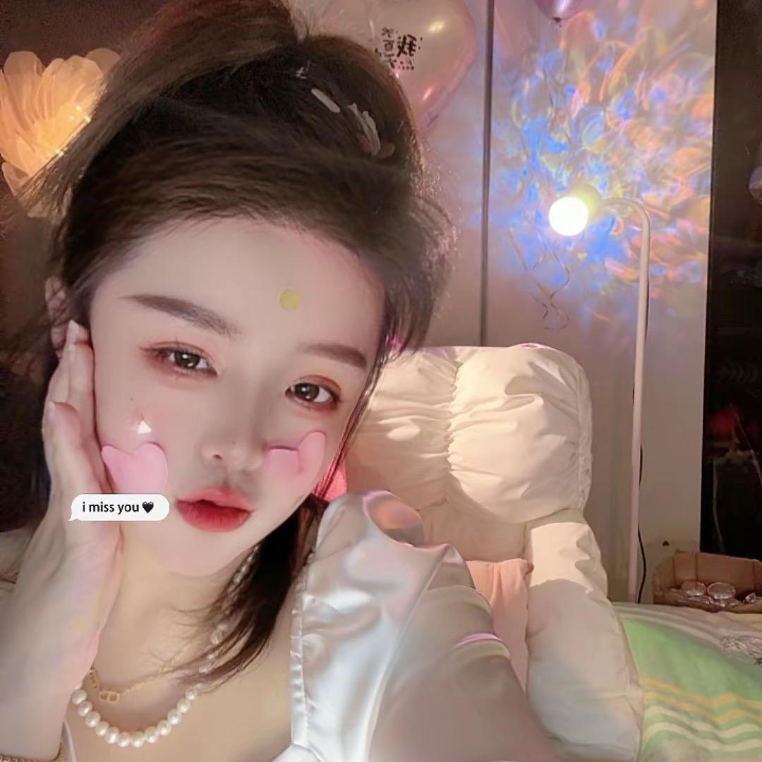 ᥫᩣᩚ 谭·星儿💫