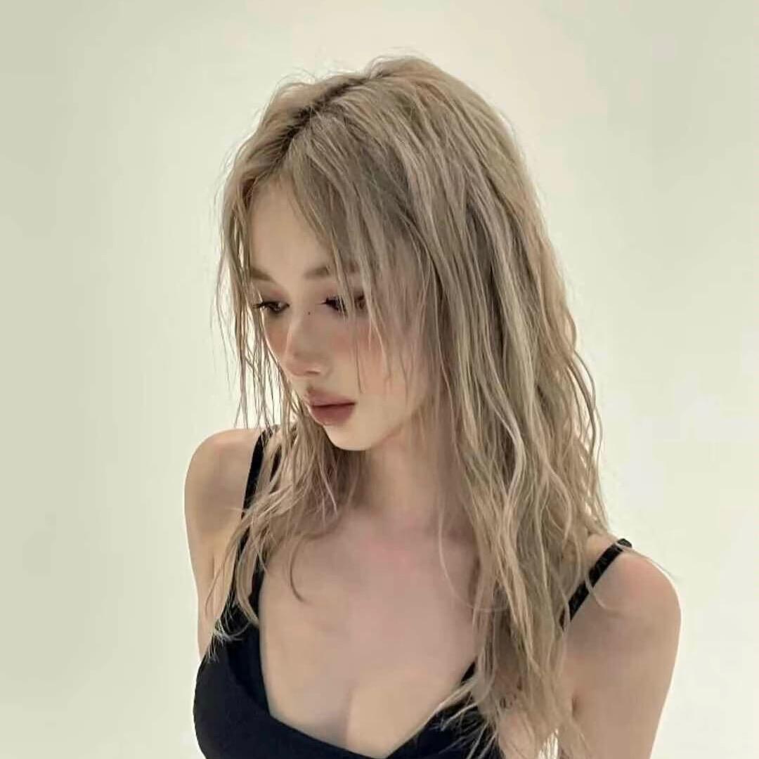 ZhoU