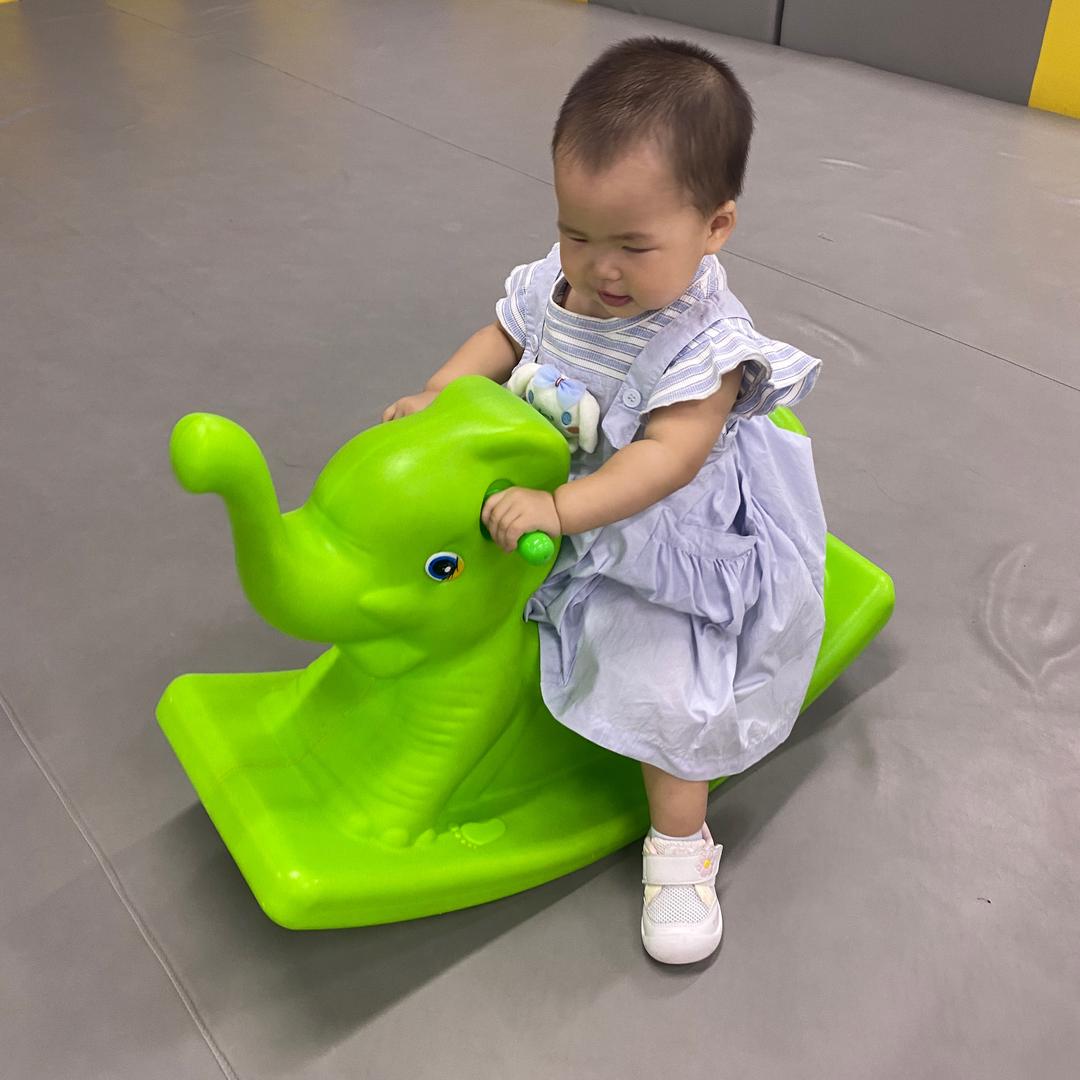 宥宥玩具所