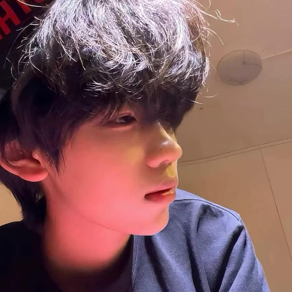 小年🧸